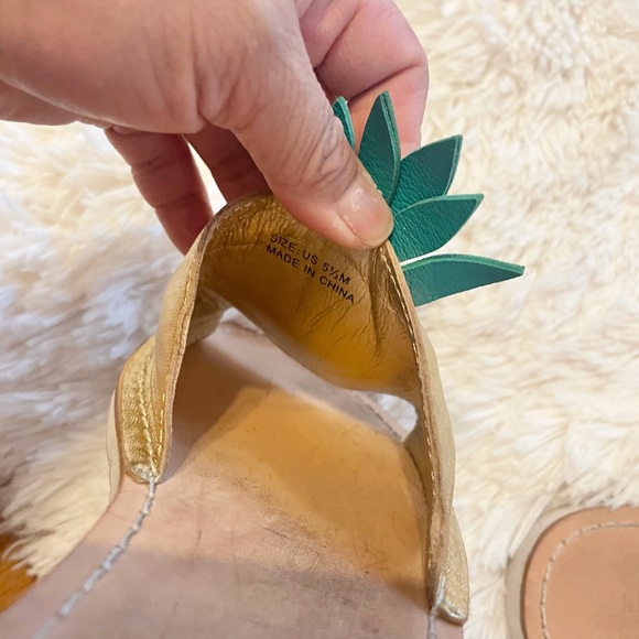 Kate Spade Pineapple Slide Slippers - Picture 7 of 9
